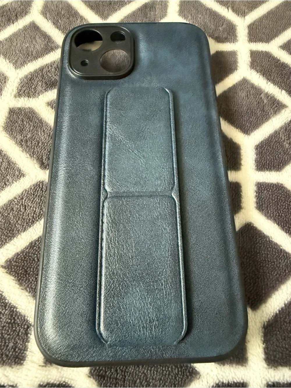 Universal Leather-Style Navy Phone Case with Kickstand for iPhone 15
